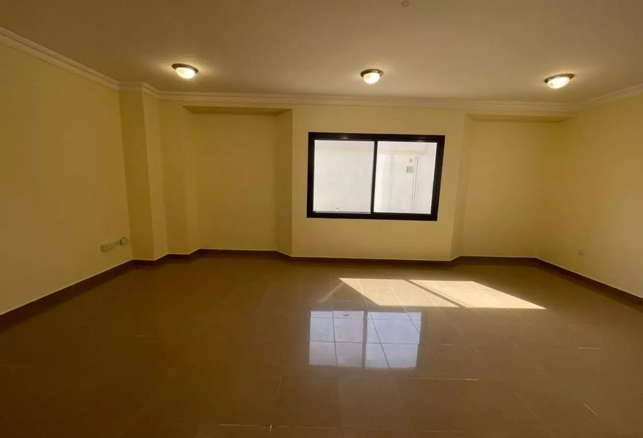 Жилой Готовая недвижимость 3 спальни Н/Ф Квартира  в аренду в Аль-Садд , Доха #8485 - 1  image 