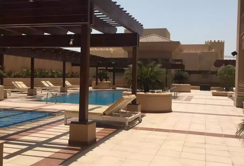 Residential Ready Property 2 Bedrooms S/F Apartment  for rent in Al Sadd , Doha #8498 - 1  image 