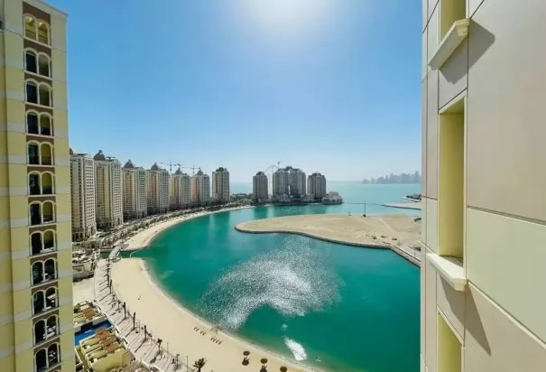 yerleşim Hazır Mülk 2 yatak odası F/F Apartman  kiralık içinde Al Sadd , Doha #8519 - 1  image 