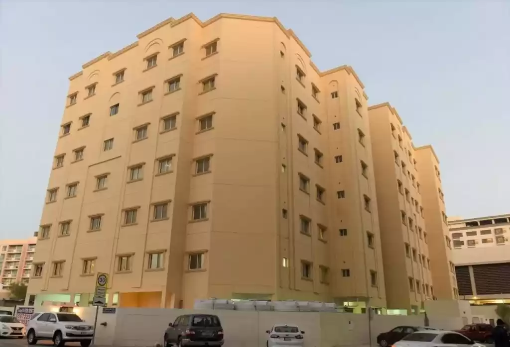 Résidentiel Propriété prête 3 chambres F / F Appartement  a louer au Al-Sadd , Doha #8573 - 1  image 