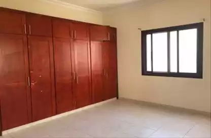 Residential Ready Property 3+maid Bedrooms S/F Standalone Villa  for rent in Al Sadd , Doha #8574 - 1  image 
