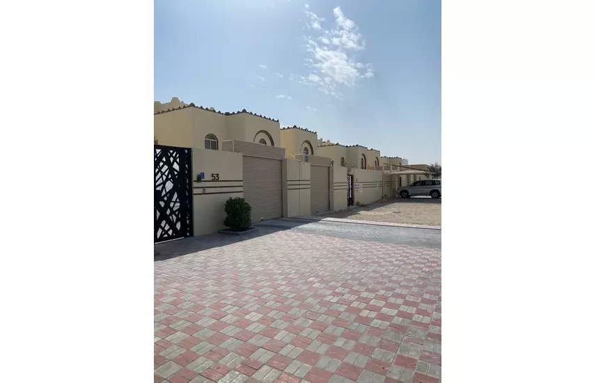سكني عقار جاهز 7 غرف  نصف مفروش فيلا في مجمع  للإيجار في السد , الدوحة #8576 - 1  صورة 