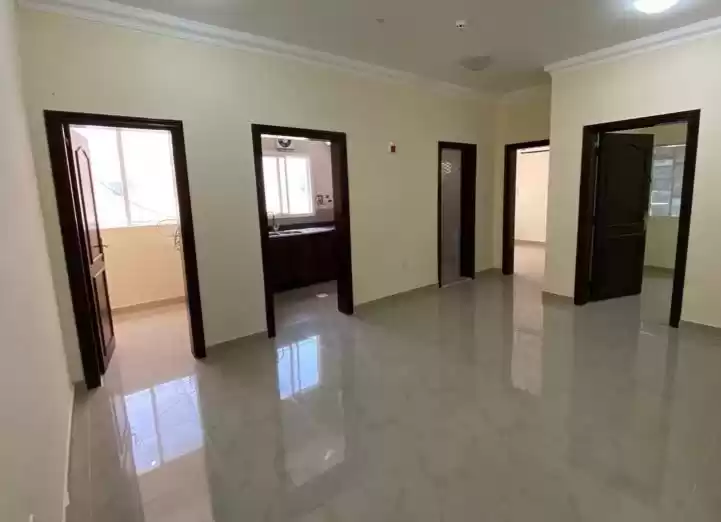 Residential Ready Property 2 Bedrooms U/F Apartment  for rent in Al Sadd , Doha #8605 - 1  image 