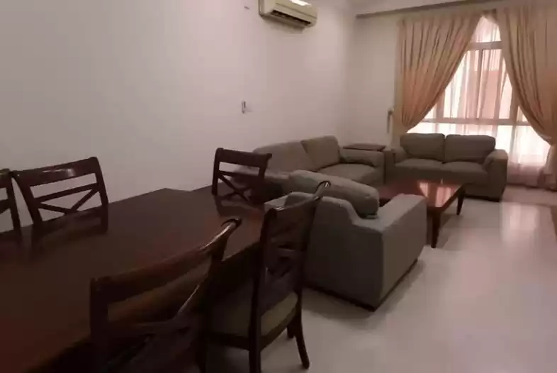 Residential Ready Property 4 Bedrooms F/F Apartment  for rent in Al Sadd , Doha #8677 - 1  image 
