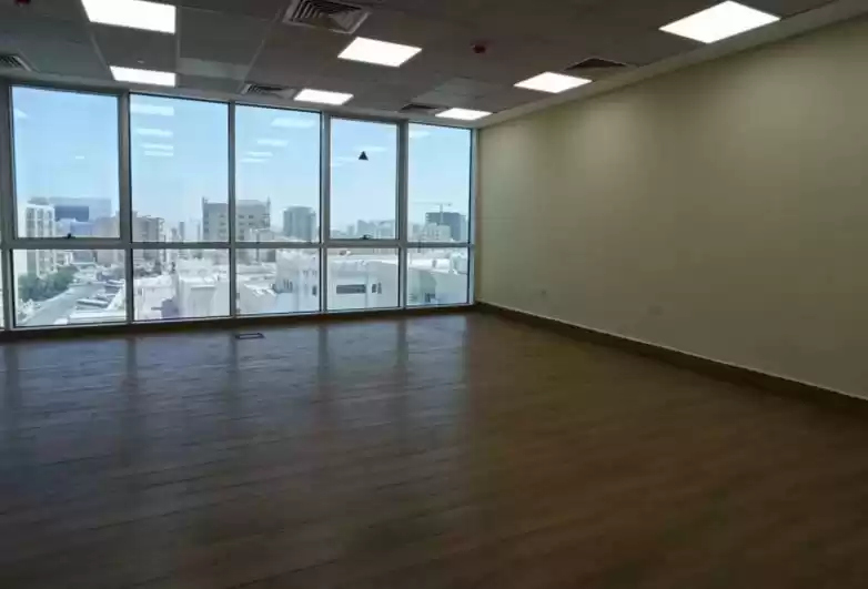 Commercial Ready Property U/F Office  for rent in Al Sadd , Doha #8712 - 1  image 