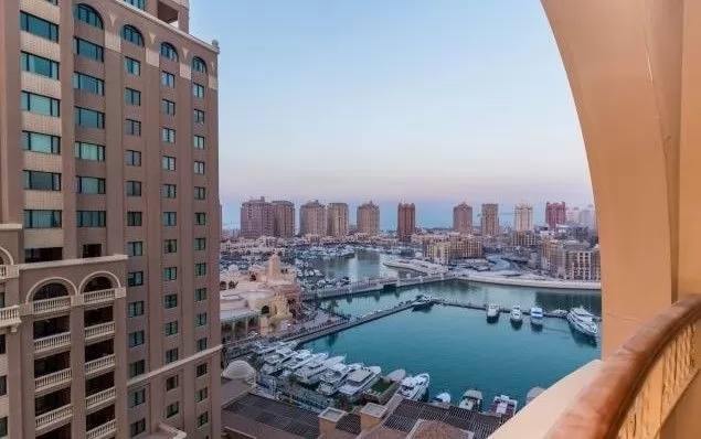 Wohn Klaar eigendom 2 Schlafzimmer S/F Wohnung  zu vermieten in Al Sadd , Doha #8809 - 1  image 