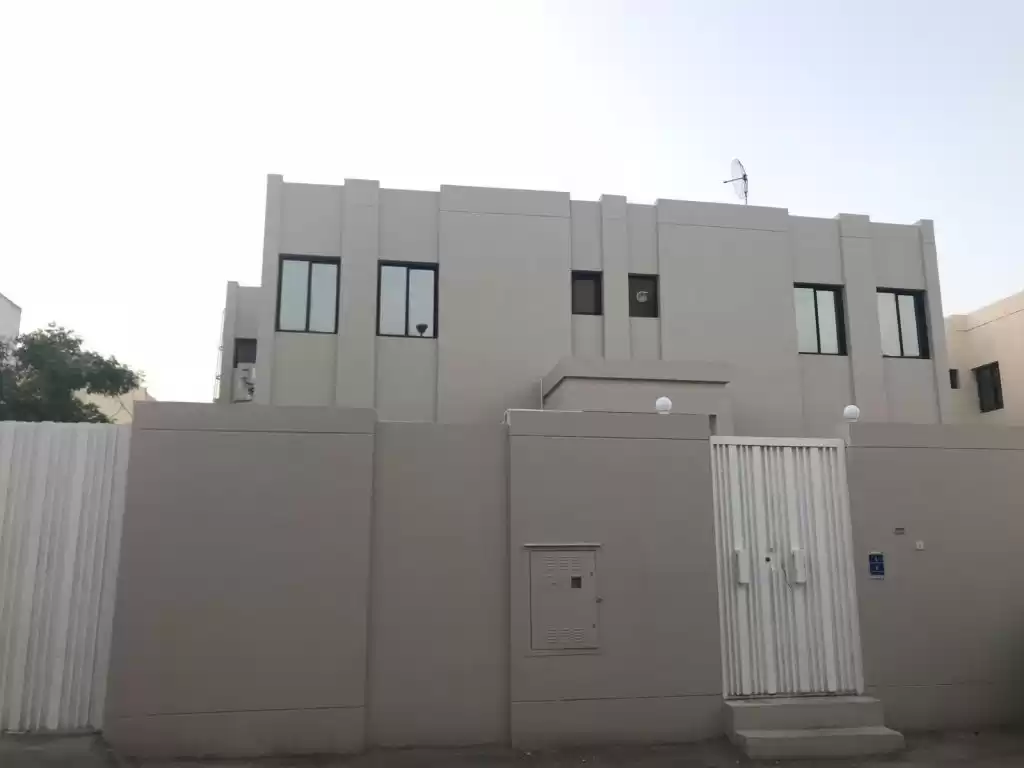 Residencial Listo Propiedad 1 dormitorio U / F Apartamento  alquiler en al-sad , Doha #8960 - 1  image 