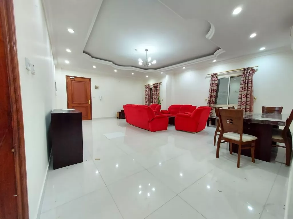 Wohn Klaar eigendom 2 Schlafzimmer F/F Wohnung  zu vermieten in Al Sadd , Doha #8961 - 1  image 
