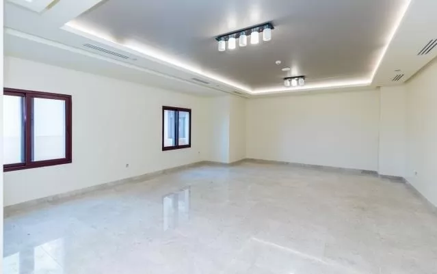Residential Ready Property 3 Bedrooms F/F Apartment  for rent in Al Sadd , Doha #8972 - 1  image 