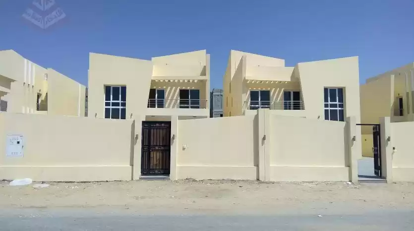 Residencial Listo Propiedad 6 habitaciones U / F Villa Standerlone  alquiler en al-sad , Doha #8976 - 1  image 
