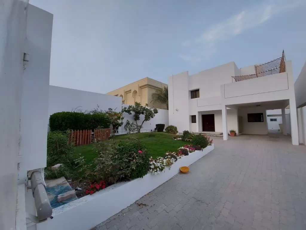 Résidentiel Propriété prête 4 chambres U / f Villa autonome  a louer au Doha #9270 - 1  image 