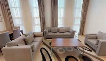 Residential Property 4 Bedrooms F/F Apartment  for rent in Al-Dafna , Doha-Qatar #9328 - 1  image 