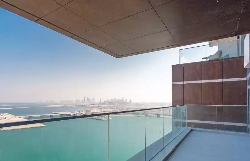 Wohn Klaar eigendom 3 Schlafzimmer F/F Wohnung  zu vermieten in Al Sadd , Doha #9354 - 1  image 