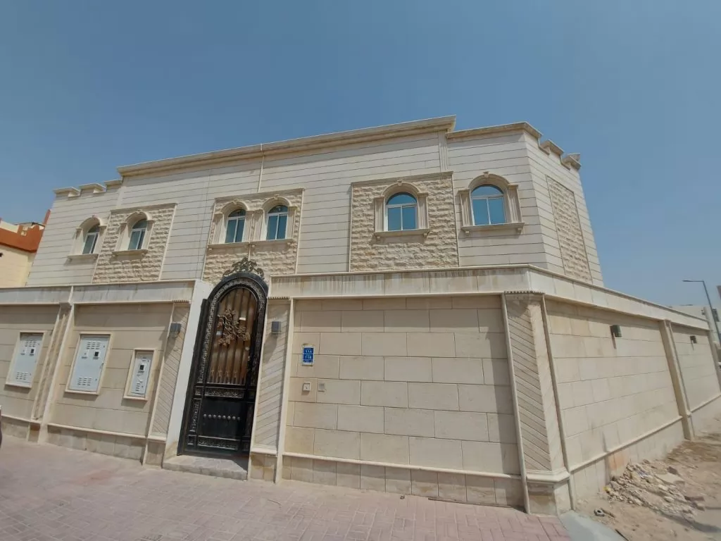 Жилой Готовая недвижимость 6 спален Н/Ф Отдельная вилла  в аренду в Аль-Садд , Доха #9390 - 1  image 