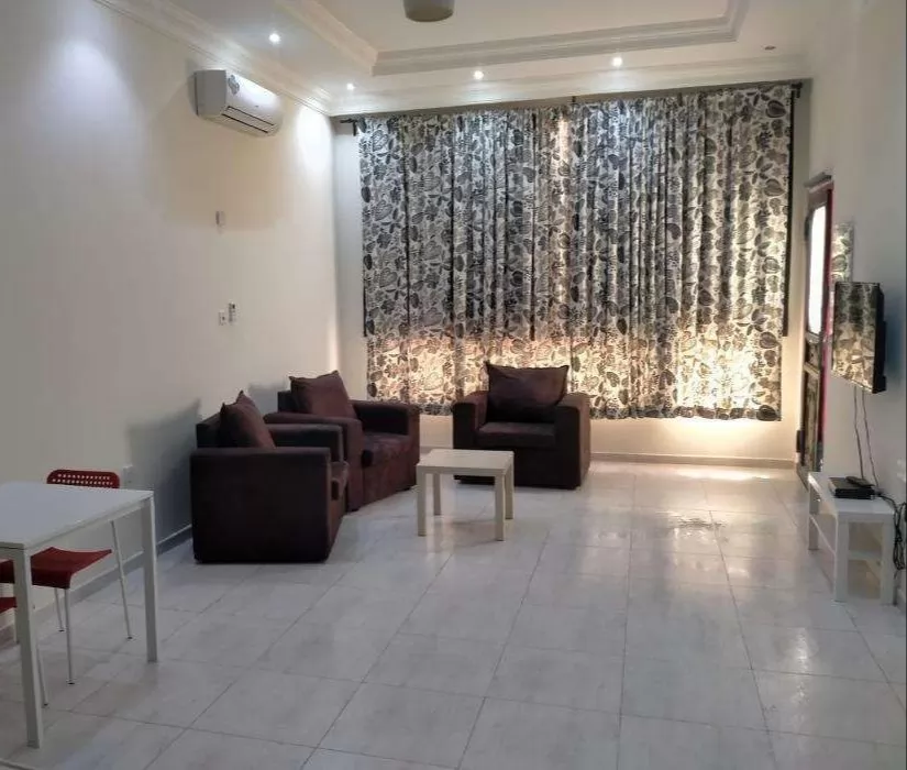 Residential Ready Property Studio F/F Apartment  for rent in Doha #9412 - 1  image 