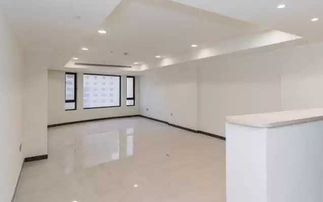 Residential Ready Property Studio S/F Apartment  for rent in Al Sadd , Doha #9463 - 1  image 