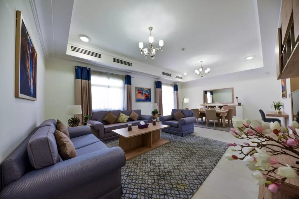 Résidentiel Propriété prête 2 chambres F / F Villa à Compound  a louer au Al-Sadd , Doha #9602 - 1  image 