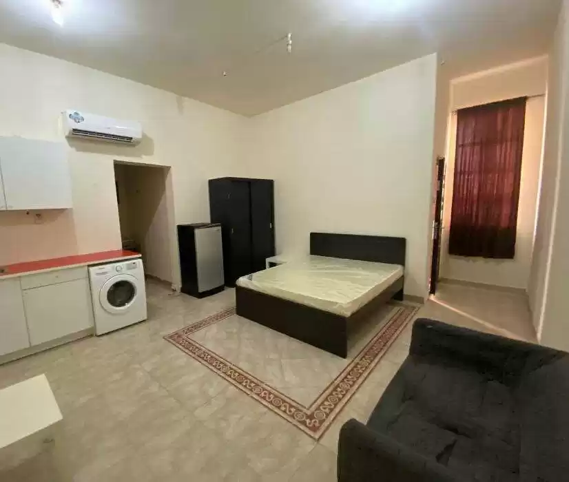 Residencial Listo Propiedad Estudio F / F Apartamento  alquiler en al-sad , Doha #9673 - 1  image 