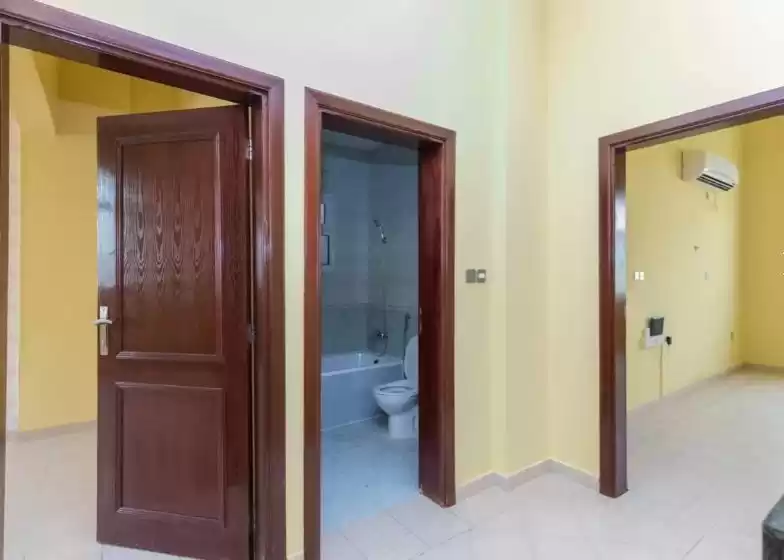 Жилой Готовая недвижимость 3 спальни Н/Ф Вилла в комплексе  в аренду в Аль-Садд , Доха #9699 - 1  image 