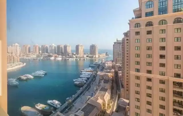 Wohn Klaar eigendom 1 Schlafzimmer S/F Wohnung  zu vermieten in Al Sadd , Doha #9786 - 1  image 