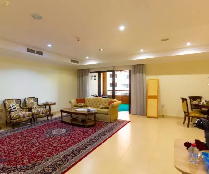 Residential Ready 3+maid Bedrooms F/F Apartment  for sale in The-Pearl-Qatar , Doha-Qatar #9809 - 1  image 