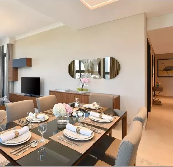 Wohn Klaar eigendom 2 + Magd Schlafzimmer F/F Wohnung  zu vermieten in Al Sadd , Doha #9893 - 1  image 