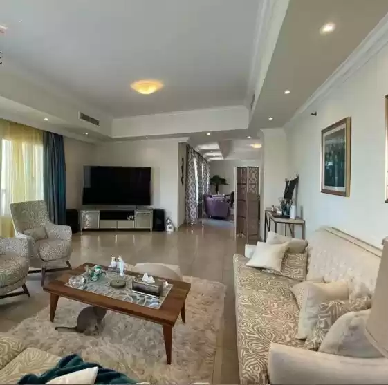 Wohn Klaar eigendom 3 Schlafzimmer F/F Wohnung  zu verkaufen in Al Sadd , Doha #9939 - 1  image 