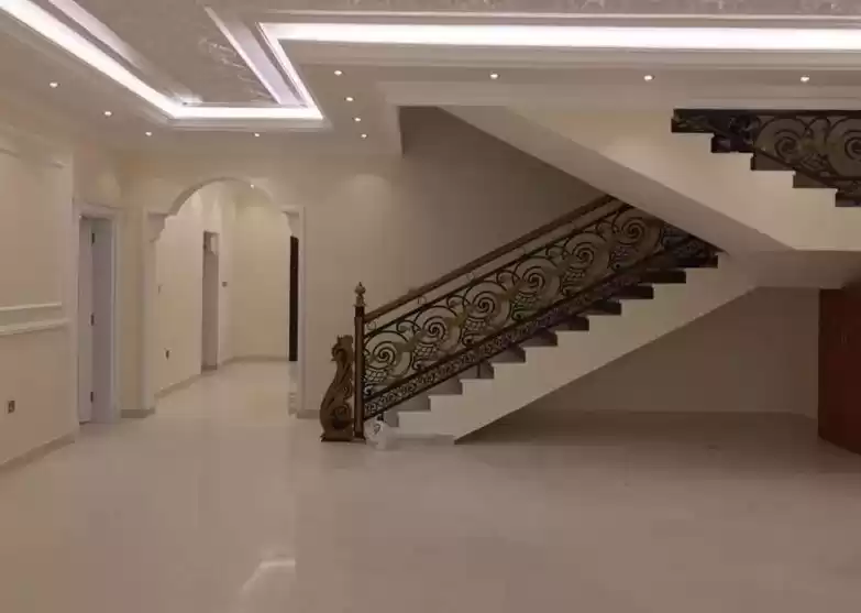 Residential Ready Property 7 Bedrooms U/F Standalone Villa  for sale in Al Sadd , Doha #9962 - 1  image 