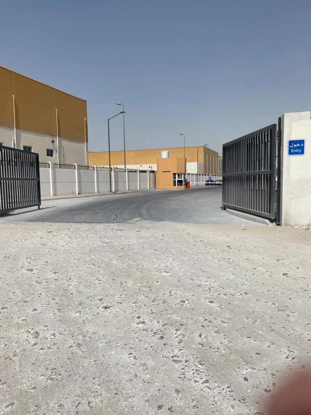 شركات خدمية التخزين  في منطقة صناعية , الدوحة #11 - 1  صورة 